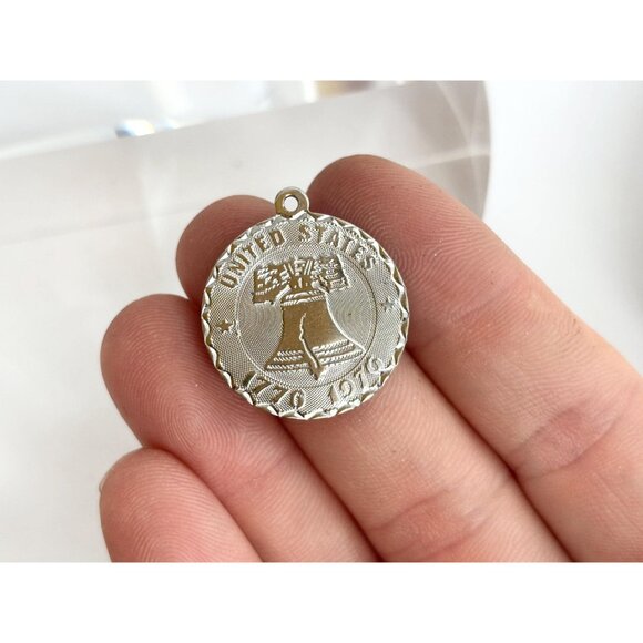 Beau Sterling Liberty Bell 1776 / 1976 925 Sterling Silver Vintage Pendant Charm - Picture 8 of 9